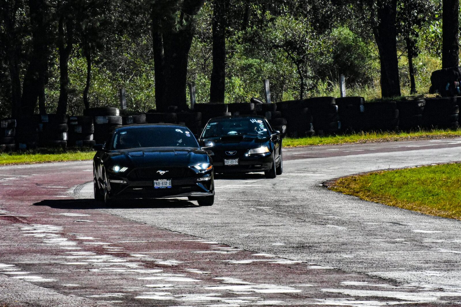 Autódromo 14 — Autódromo · 2023–2024. Fotografía de José Alejandro Armenta, artista del auto y la vida cotidiana en Tlaxcala.