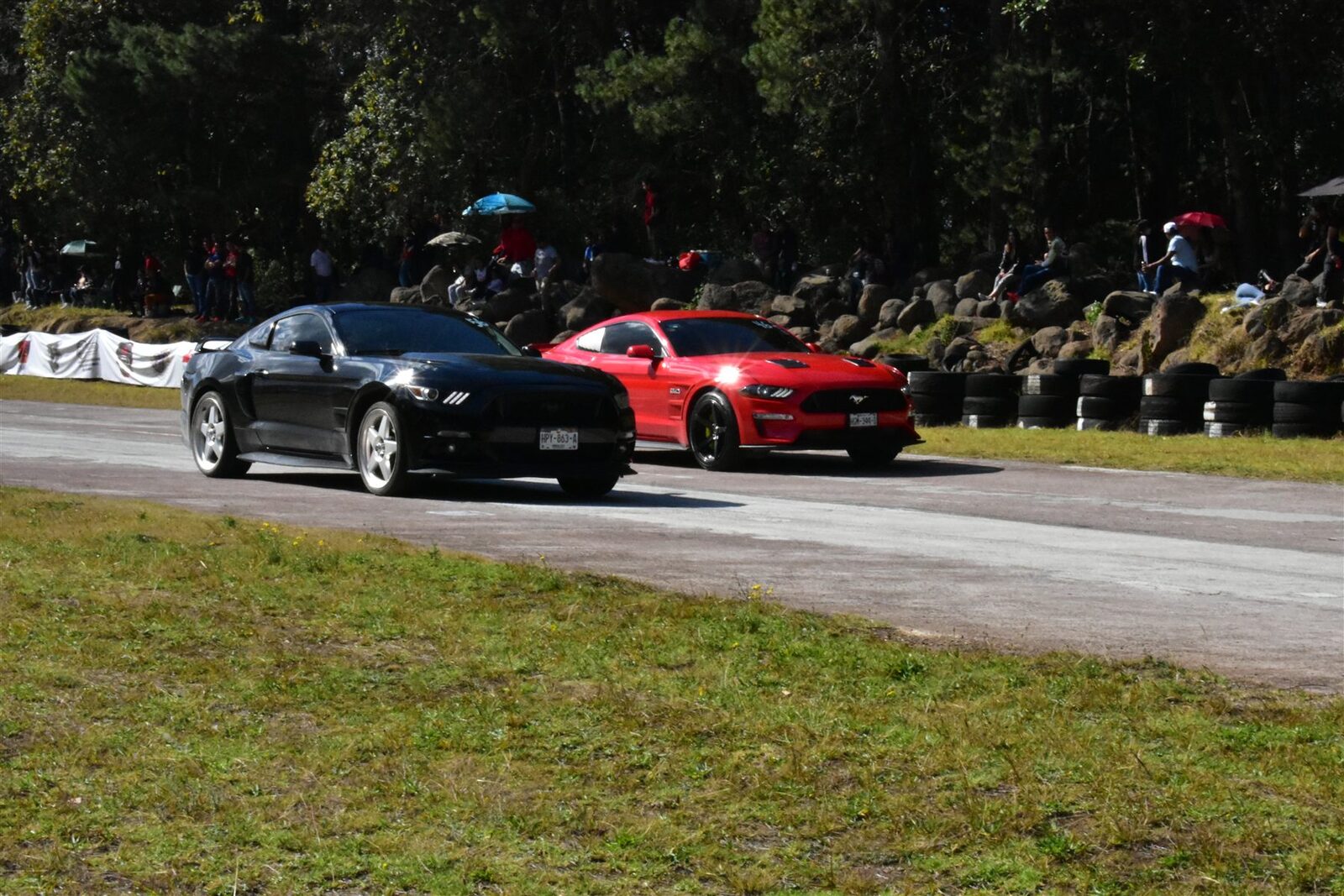 Autódromo 49 — Autódromo · 2023–2024. Fotografía de José Alejandro Armenta, artista del auto y la vida cotidiana en Tlaxcala.